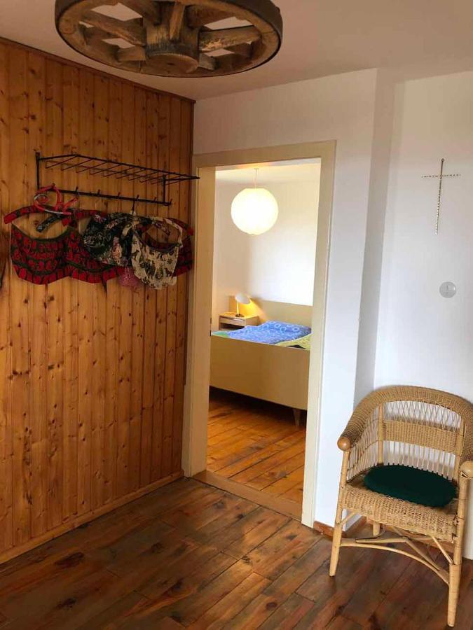 Апартаменты Haus Hollerbusch Нойнбург-форм-Вальд Экстерьер фото